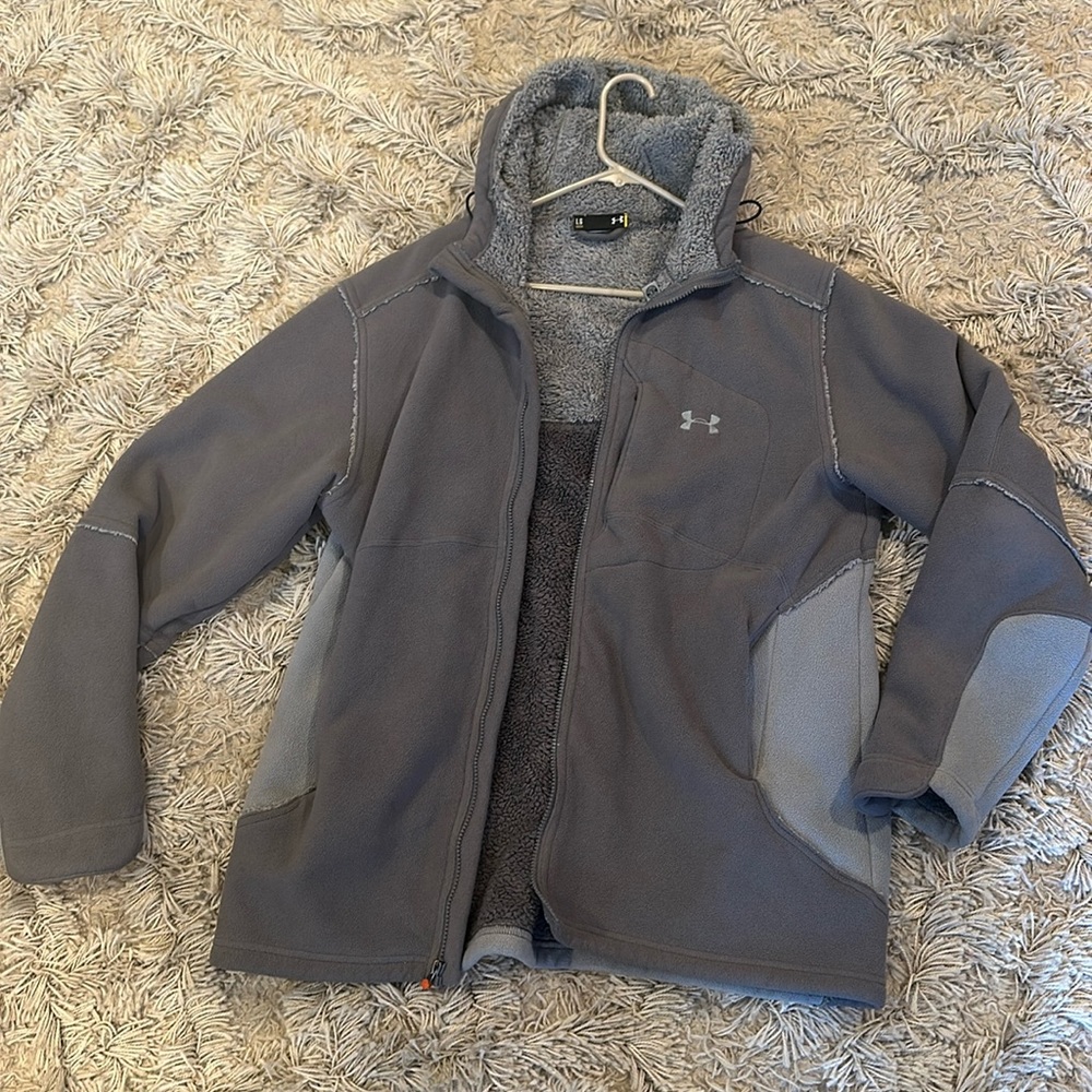 Men’s under armour jacket/hoodie